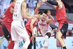 K77梅开二度杜埃破门 巴黎3-0领跑积分榜